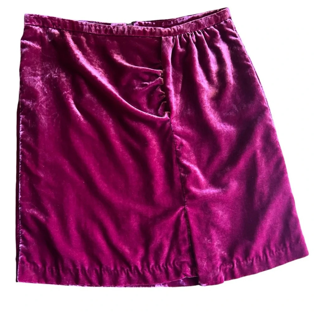 Anthropologie Size 12 Red Raspberry Velvet Mini Skirt - Picture 4 of 9